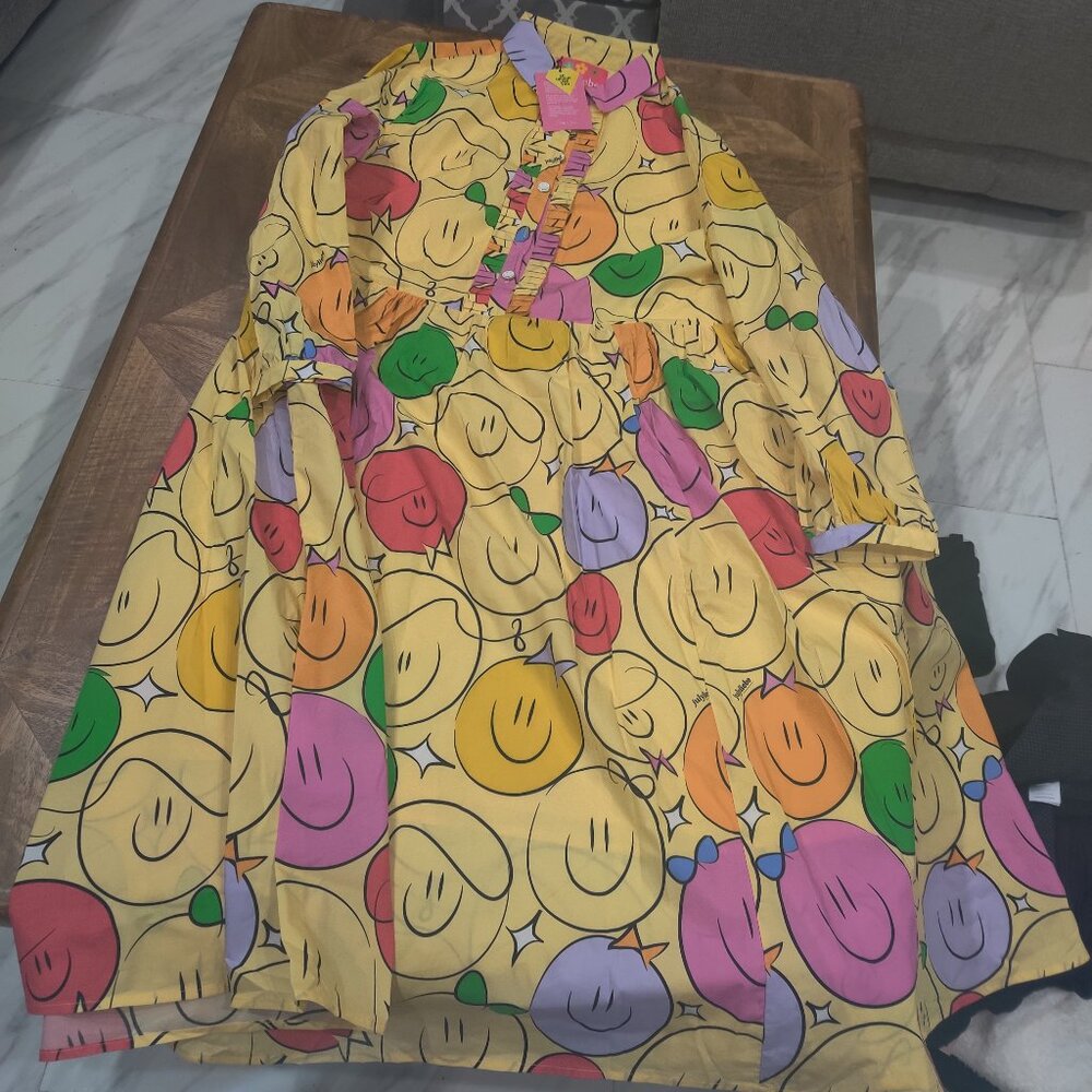 Julyliebe smiley face dress size 2xl New   $425.00